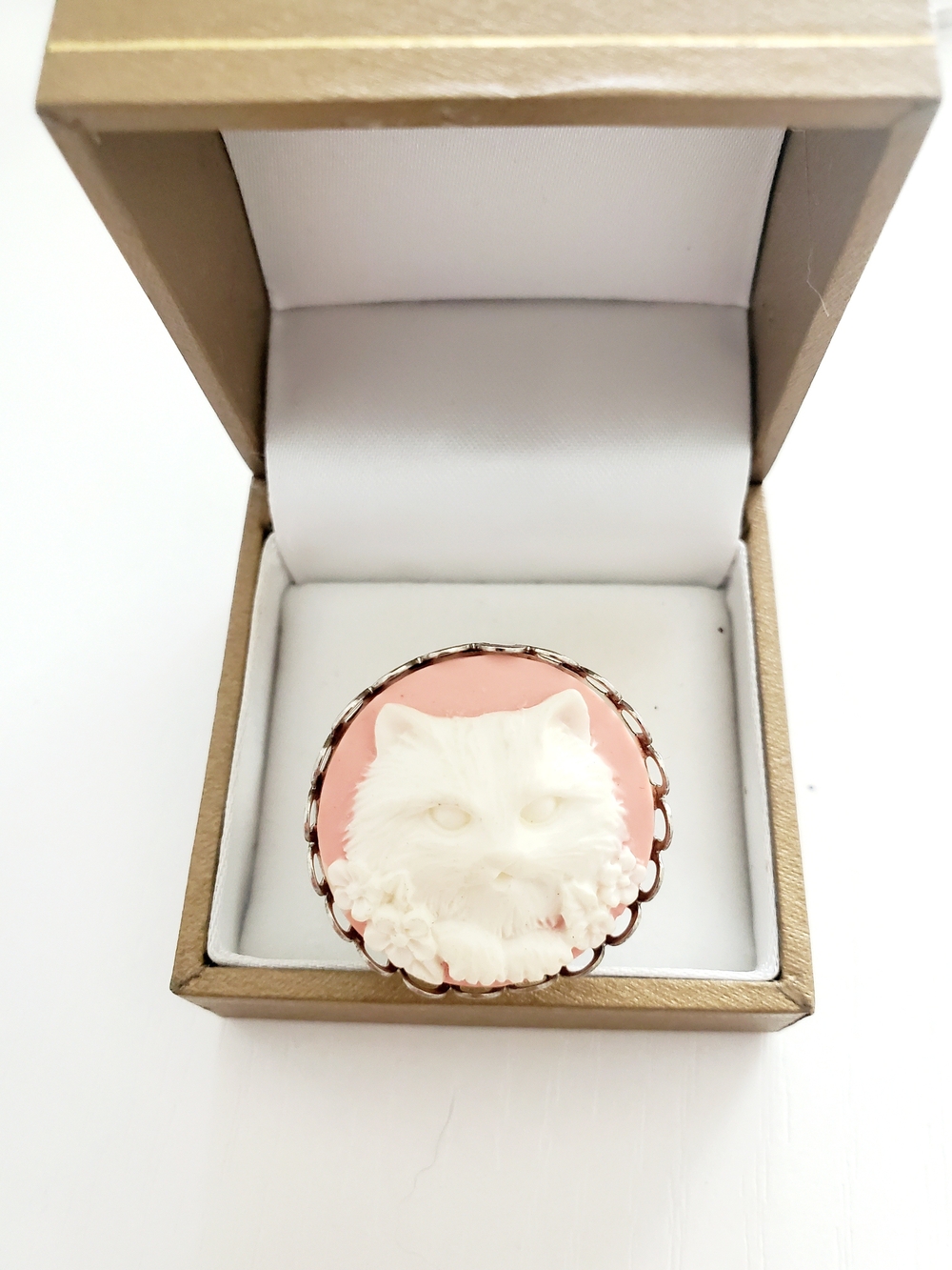 Pink and White Cat Cameo Ring - Charming Floral Cameo Ring